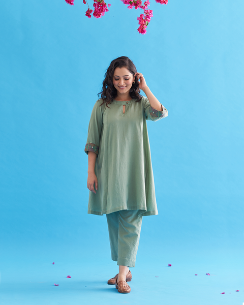Sea Green Handwoven Cotton Co-ord Set with Embroidered Cuffs