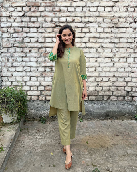 Fresh Green Cross-Weave Handwoven Cotton & Ikat Co-ord Set with Handwork (S-M)
