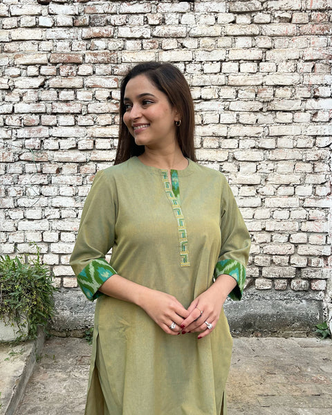Fresh Green Cross-Weave Handwoven Cotton & Ikat Co-ord Set with Handwork (S-M)