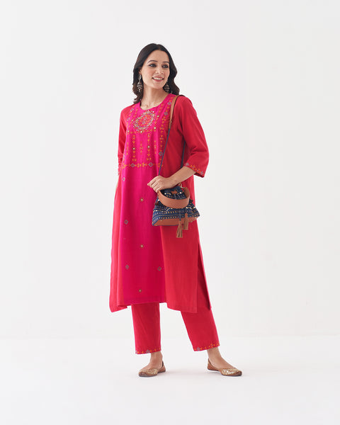 Red & Pink Handwoven Cotton Set with Handwork