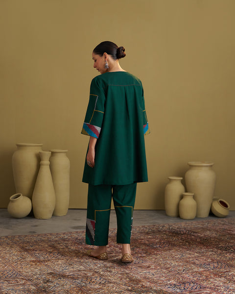Panna Green Handwoven Cotton & Ikat Set with Handwork
