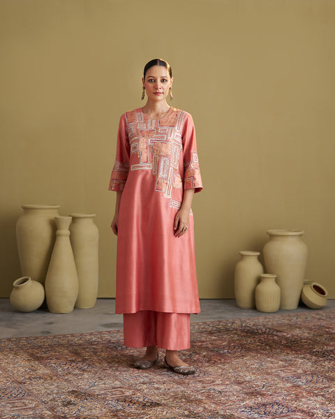 The Peach Silk Chanderi & Banarasi Set with Handwork