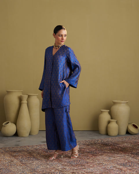 The Sapphire Blue Banarasi Silk Set