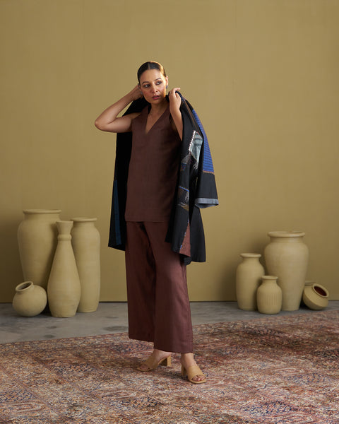 The Black Dhagai Anokhi Jacket