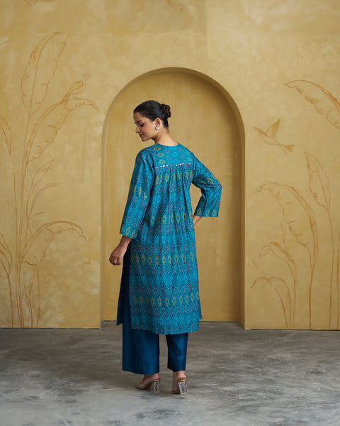 The Morni Silk Ikat Set with Handwork