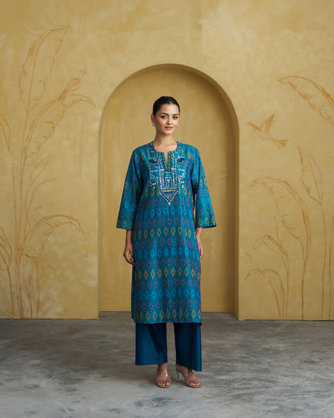 The Morni Silk Ikat Set with Handwork