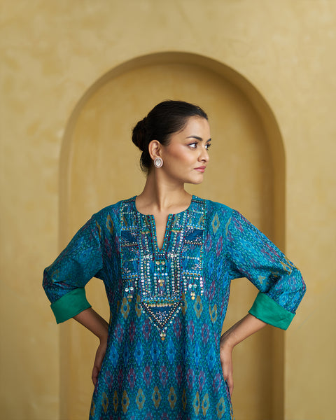 The Morni Silk Ikat Set with Handwork