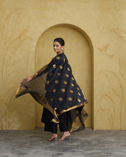 The Black Sikka Booti Dupatta