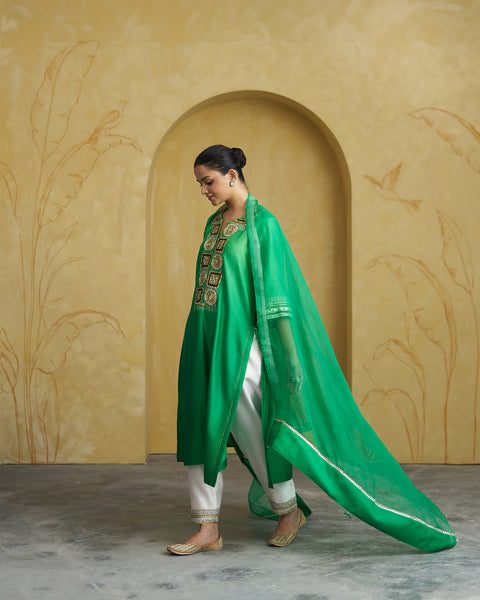 The Kairi Green Ombre Silk Chanderi Set