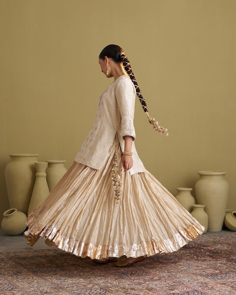 The Gold Silk Tissue Crushed Chanderi Lehenga