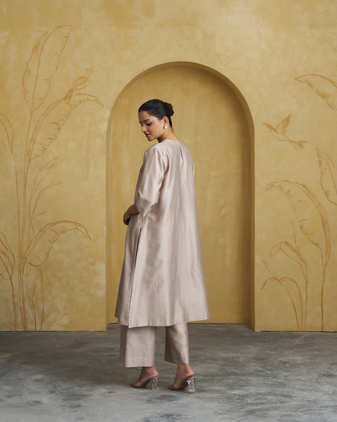 The Pearl Beige Silk Chanderi Set