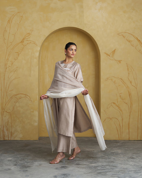 The Pearl Beige Silk Chanderi Set