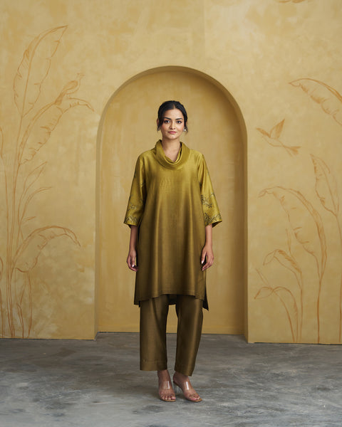 The Olive Ombre Silk Chanderi Set