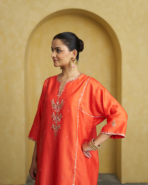 The Narangi Chand Bali Set