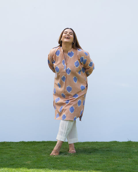 The Dot Ikat Anti-Fit Kurta - Peach