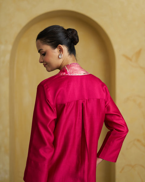 The Gulnaar Silk Chanderi Set with Handwork