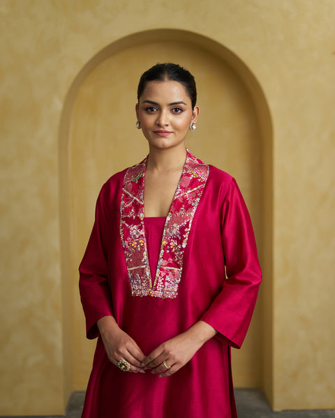 The Gulnaar Silk Chanderi Set with Handwork