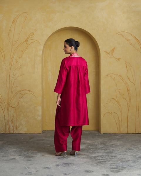 The Gulnaar Silk Chanderi Set with Handwork