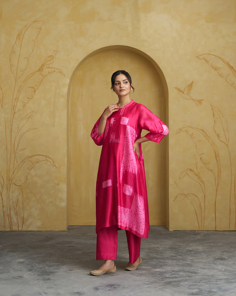 The Fuschia Pink Shibori Silk Chanderi Set
