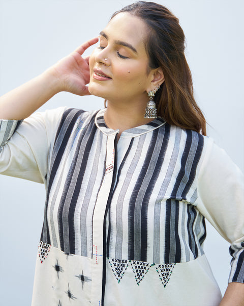 Ivory & Black Handwoven Cotton & Ikat Set