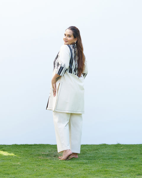 Ivory & Black Handwoven Cotton & Ikat Set