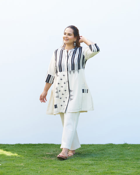 Ivory & Black Handwoven Cotton & Ikat Set