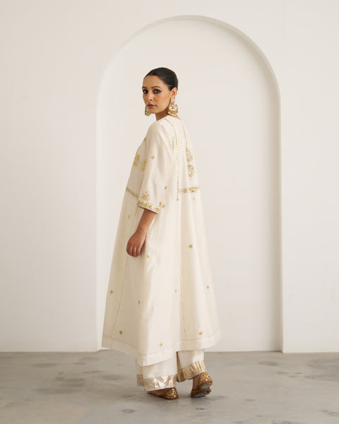 The Suhaani Ivory & Gold Silk Chanderi Set with Handwork
