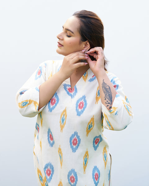 Savera White Ikat Kurta