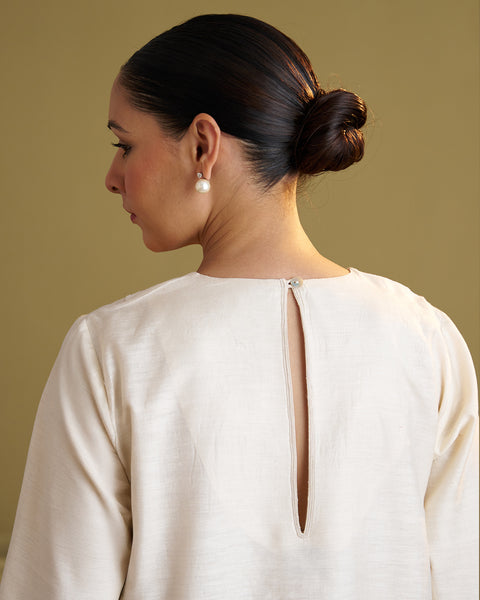 The Ivory Mulberry Silk Set with Dori Handwork