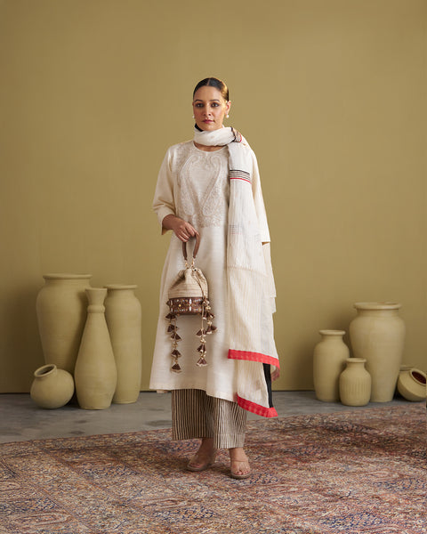 The Ivory Mulberry Silk Set with Dori Handwork